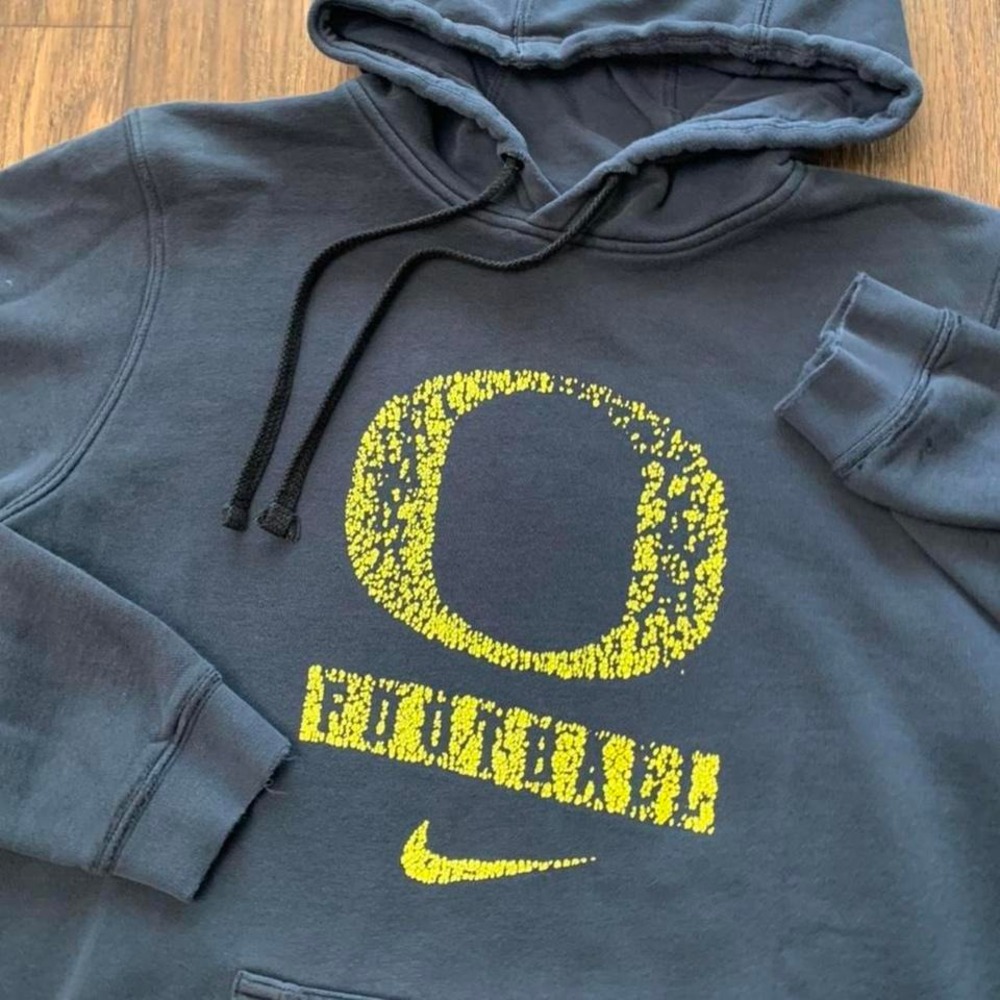 Nike Oregon Ducks Football Center Swoosh Black Pullover Hoodie Sweatshirt Small‎